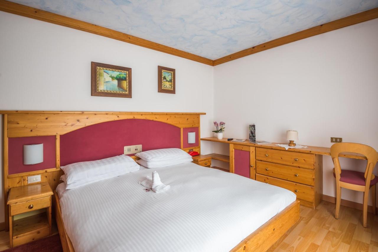 Hotel St. Raphael Madonna di Campiglio Exterior foto