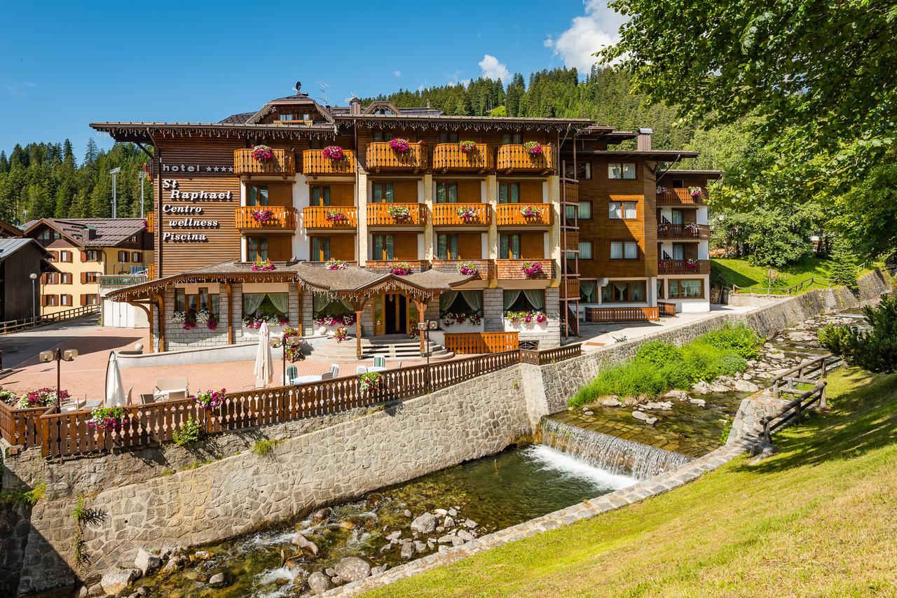Hotel St. Raphael Madonna di Campiglio Exterior foto